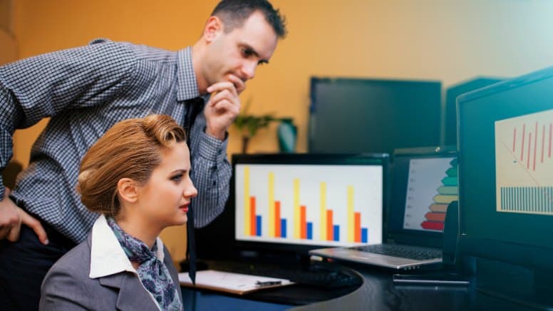 Une veille stratégie proposée par un consultant qualité à une entreprise
