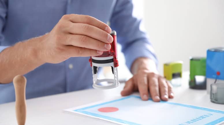 Un responsable d'un organisme de certification IATF 16949