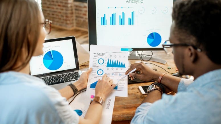 Une analyse de données dans une entreprise de fabrication