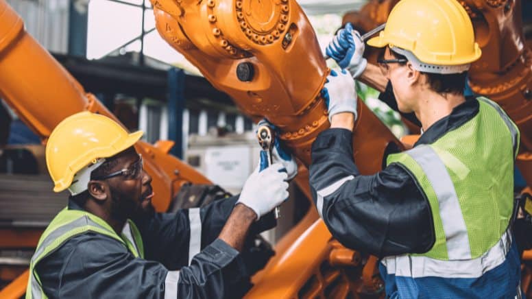 Un bon processus interne certifié EN 9100 dans une usine